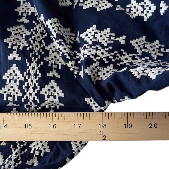 a loves a Women's Embroidered Puff Sleeve Tiered Dress Abstract Cotton Size L - Picture 6 of 7